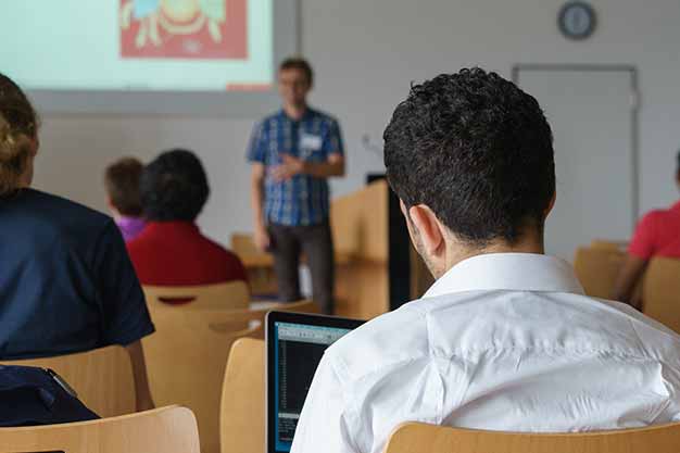 CORSI-DI-AGGIORNAMENTO-PER-INSEGNANTI CORSI-DI-AGGIORNAMENTO-PER-INSEGNANTI